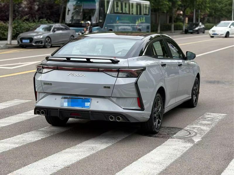 Dongfeng Aeolus Yixuan, 2022 — фото 5 из 11