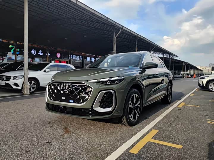 Audi Q5L, 2026 — купить в Саратове под ключ
