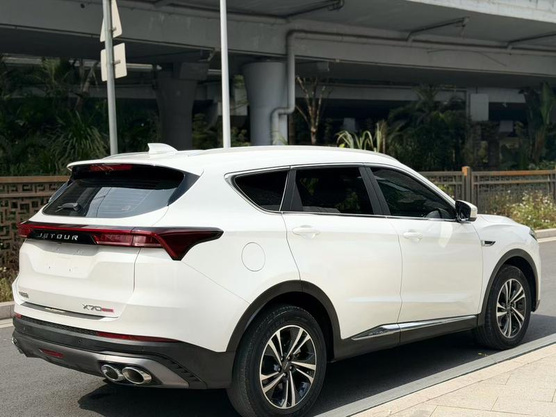 Jetour X70 Plus, 2021 — фото 3 из 9