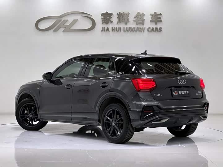 Audi Q2L, 2022 — фото 5 из 9