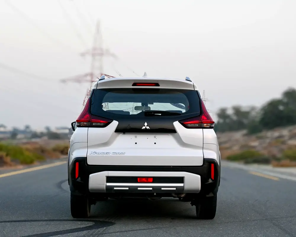 Mitsubishi Xpander Cross, 2024 — фото 4 из 10