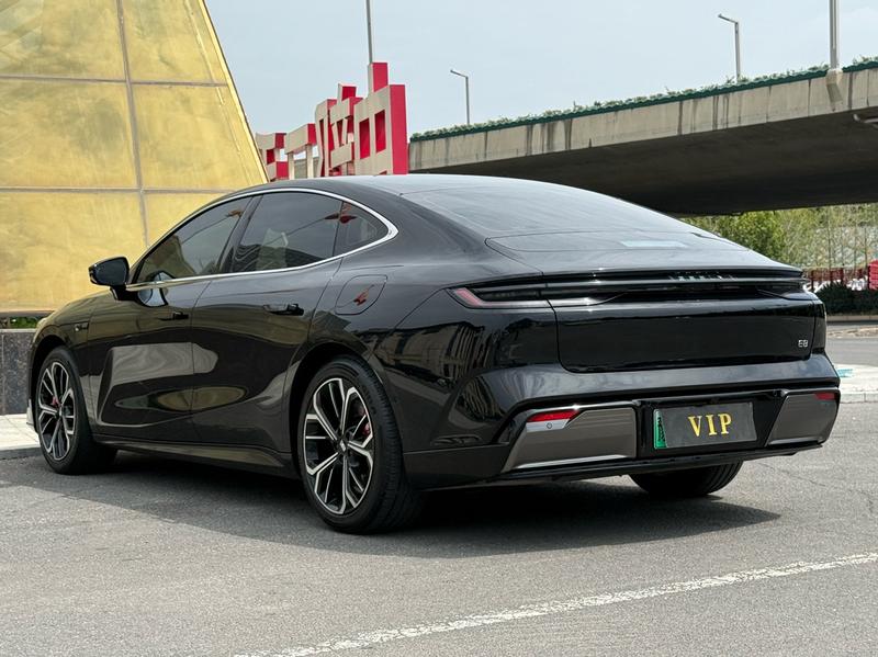 Geely Galaxy E8, 2025 — фото 4 из 11
