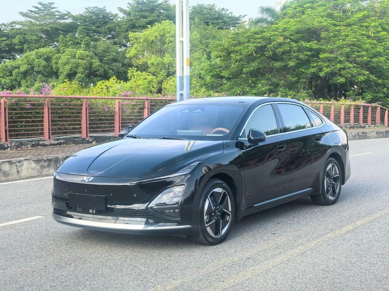 Wuling Starlight, 2025 — купить в Казани под ключ