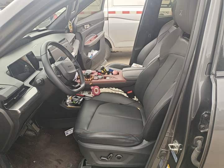 Changan Oshan Z6 Hybrid, 2023 — фото 8 из 9