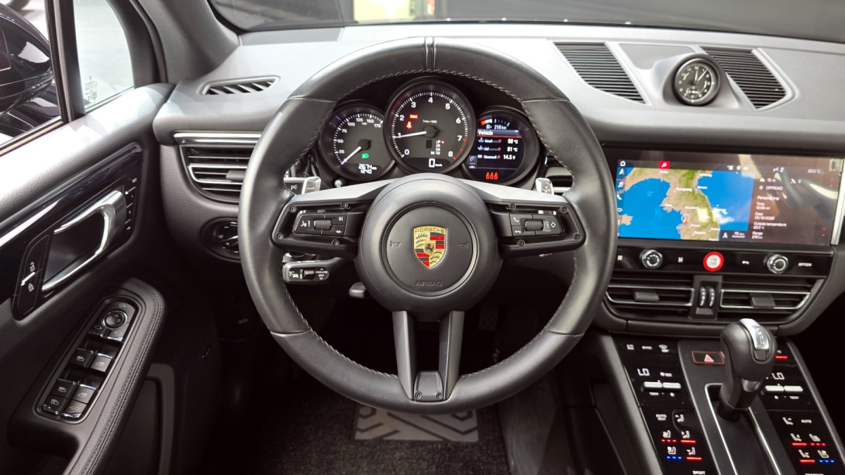 Porsche Macan, 2024 — фото 7 из 12
