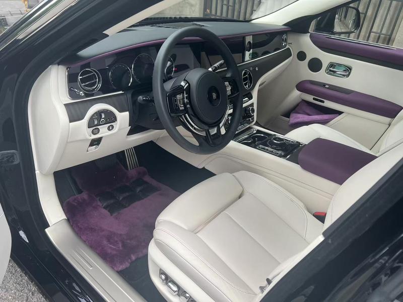 Rolls-Royce Ghost, 2021 — фото 5 из 10