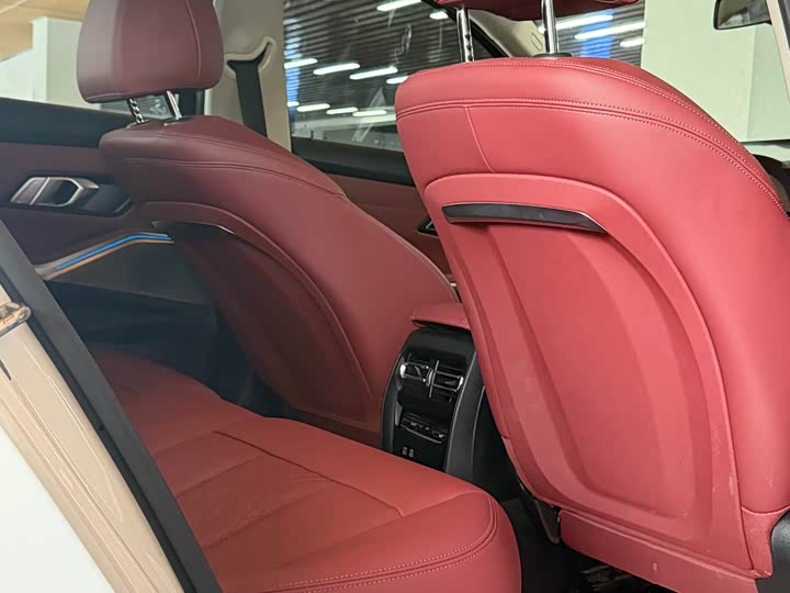 BMW i3, 2024 — фото 7 из 9