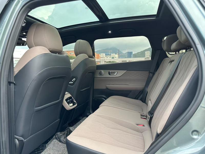 Chery Tiggo 8 Plus, 2025 — фото 9 из 10