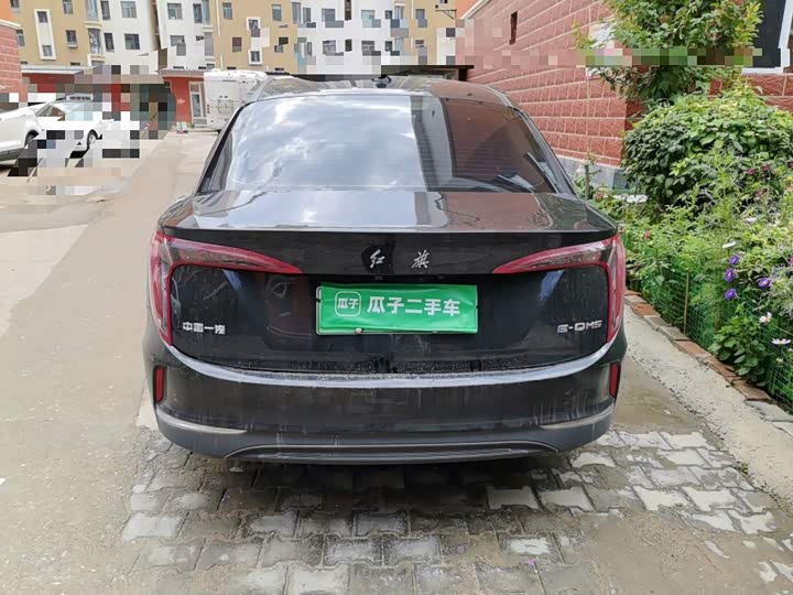 Hongqi E-QM5, 2023 — фото 5 из 9