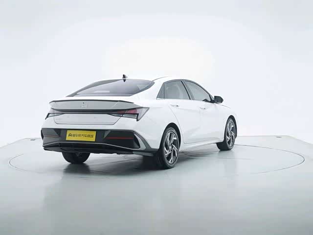 Hyundai Elantra N line, 2024 — фото 6 из 9