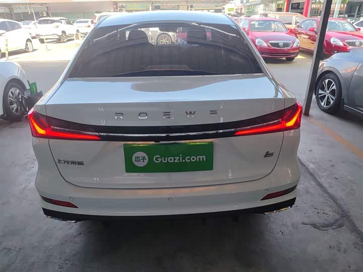 Roewe i5, 2025 — фото 6 из 9