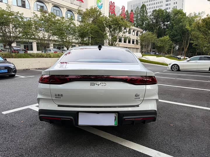 BYD Qin L, 2024 — фото 9 из 9