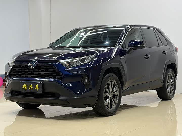 Toyota RAV4, 2023 — купить в Иванове под ключ