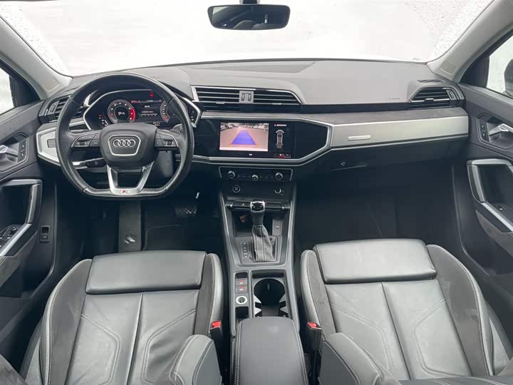 Audi Q3 Sportback, 2023 — фото 8 из 9