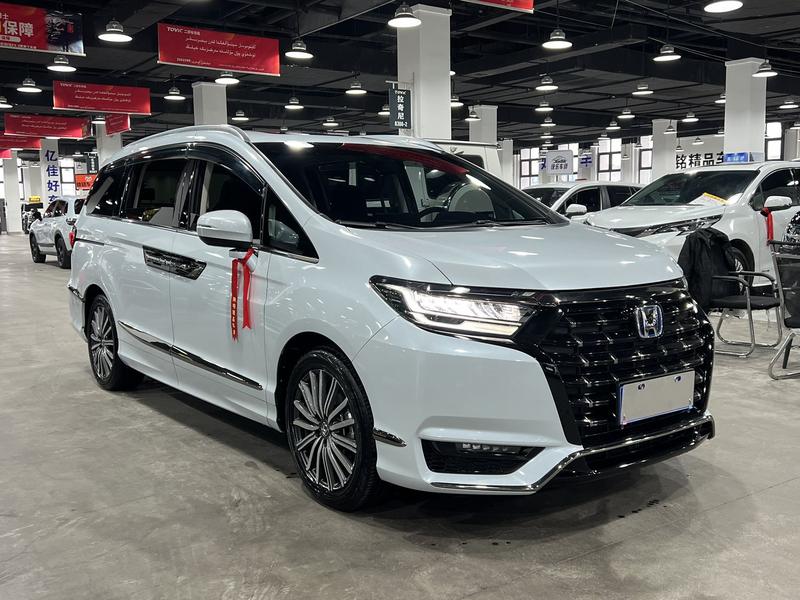 Honda Elysion, 2025 — фото 3 из 12