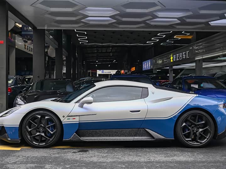 Maserati MC20, 2022 — фото 5 из 9