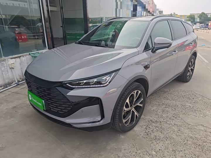 BYD Tang Hybrid/EV, 2024 — фото 2 из 9
