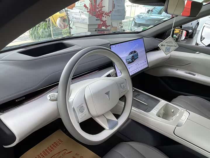Changan Deepal L07, 2025 — фото 3 из 9