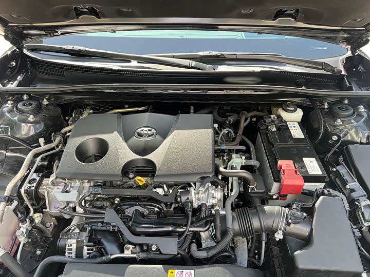 Toyota Camry, 2023 — фото 5 из 9