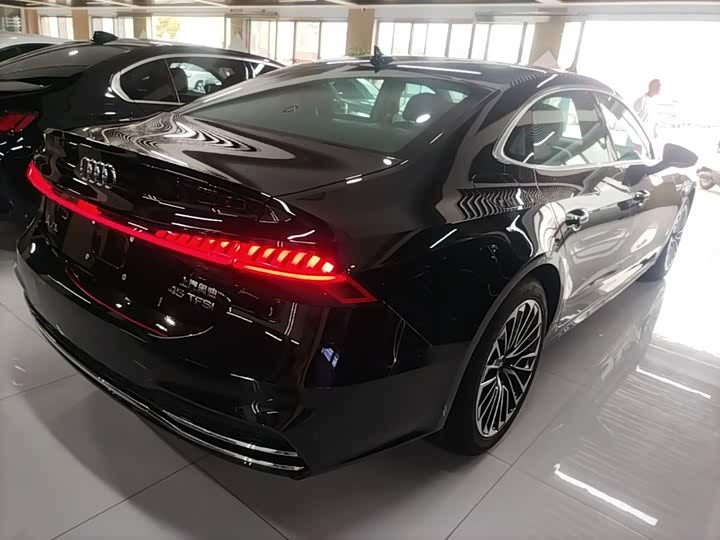 Audi A7L, 2026 — фото 7 из 9