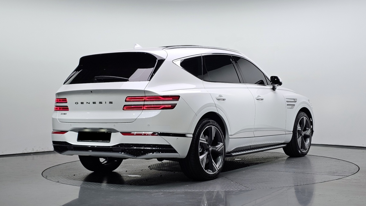 Genesis GV80, 2024 — фото 2 из 12