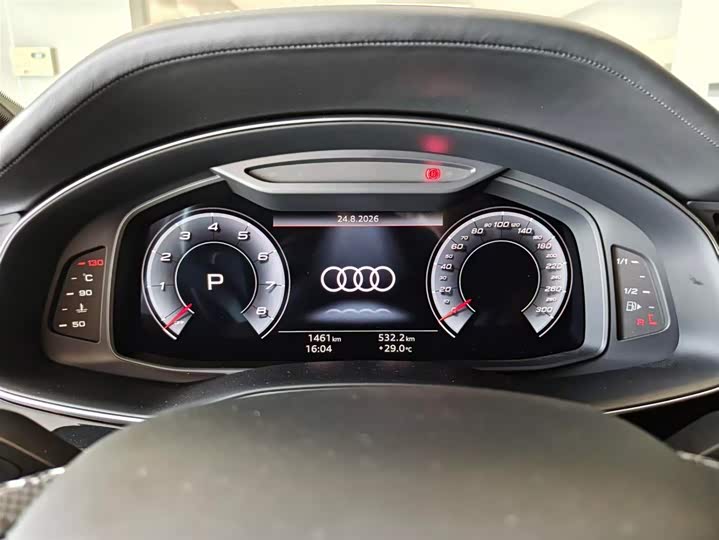 Audi SQ7, 2025 — фото 8 из 9