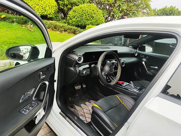 Mercedes-Benz A-Class AMG, 2024 — фото 5 из 9