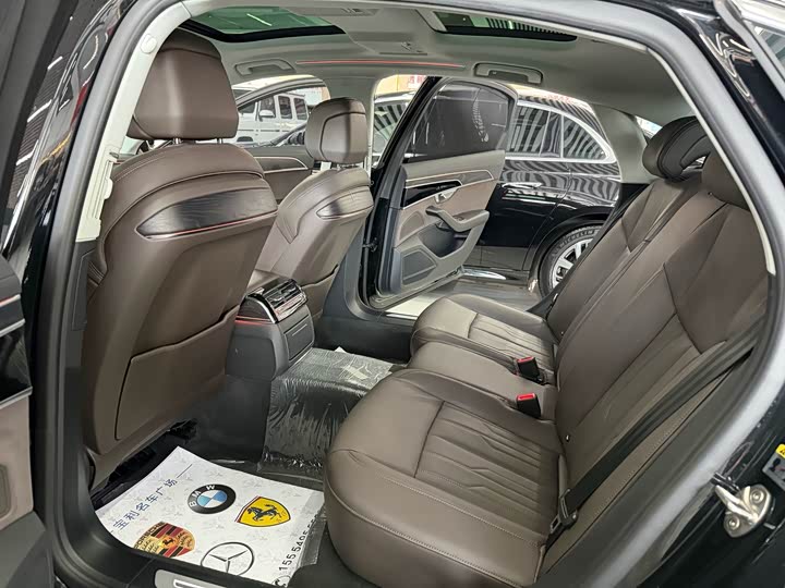 Audi A8, 2025 — фото 8 из 9