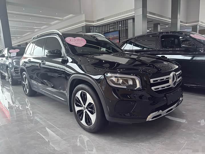 Mercedes-Benz GLB-Class, 2023 — фото 3 из 9