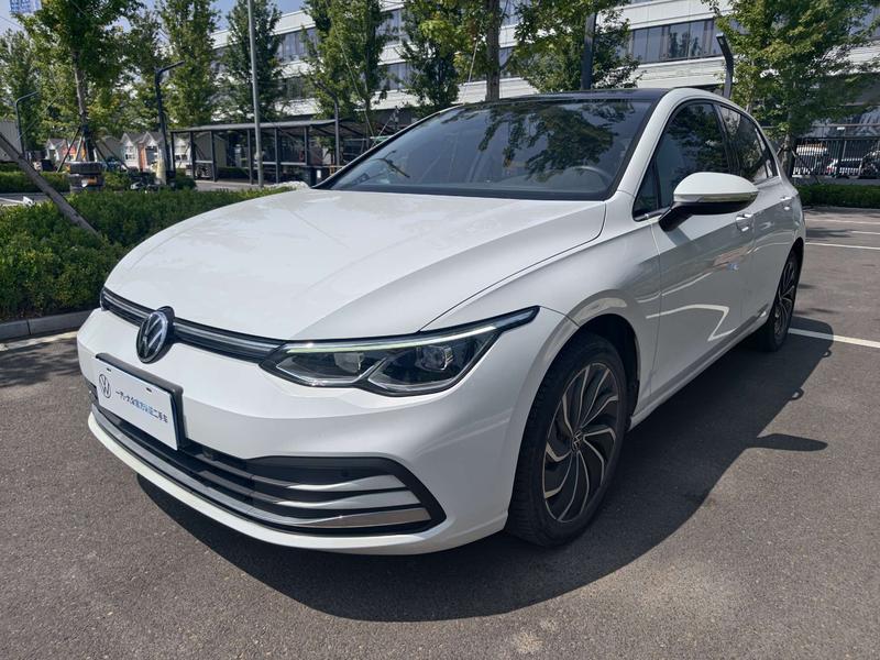 Volkswagen Golf, 2024 — купить в Санкт-Петербурге под ключ