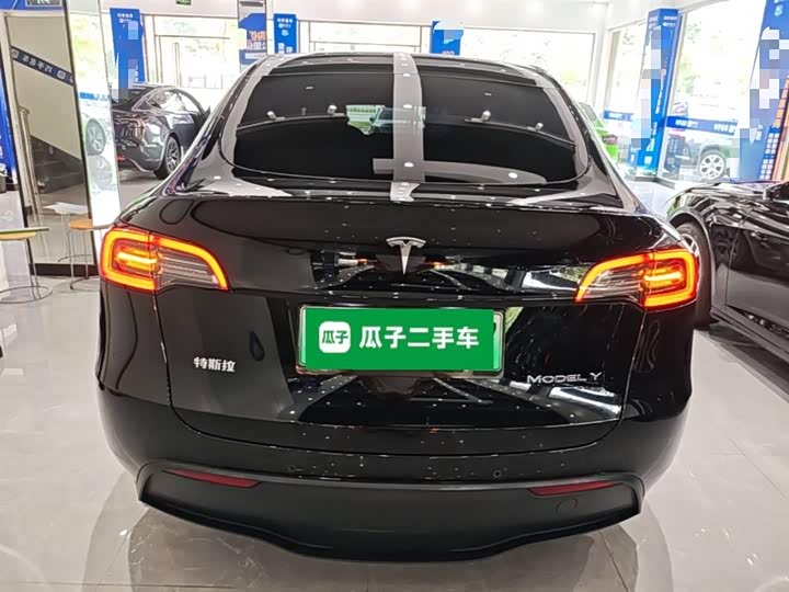 Tesla Model Y, 2023 — фото 6 из 9