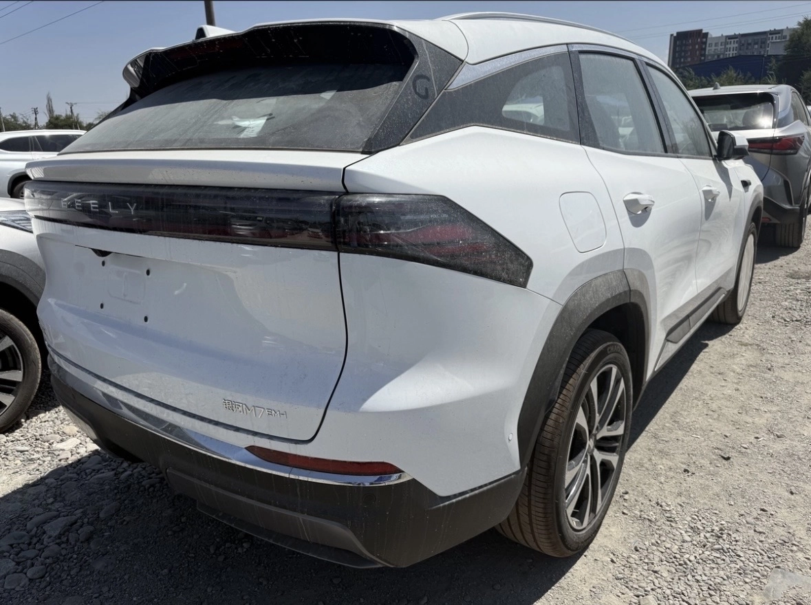 Geely Galaxy M7, 2026 — фото 2 из 5