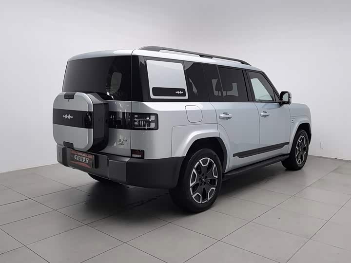BYD FangChengBao Titanium 7 (Tai 7), 2026 — фото 2 из 9