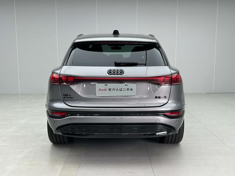 Audi Q6L e-tron, 2025 — фото 3 из 12