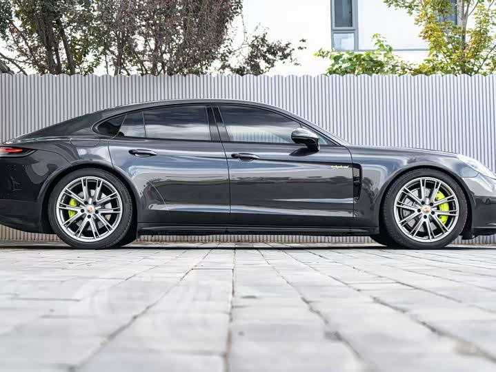 Porsche Panamera Hybrid, 2022 — фото 5 из 9