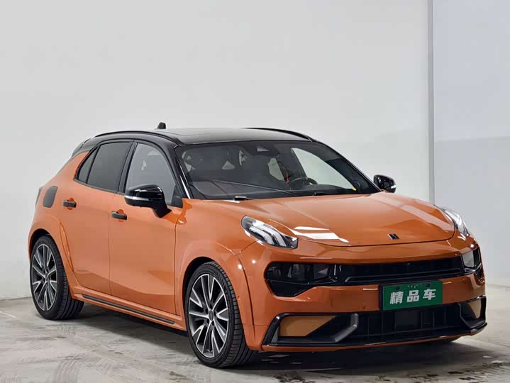 Lynk & Co 02 Hatchback, 2022 — фото 3 из 9