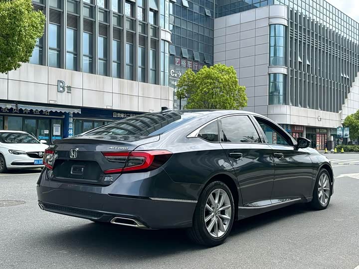 Honda Accord, 2022 — фото 8 из 9