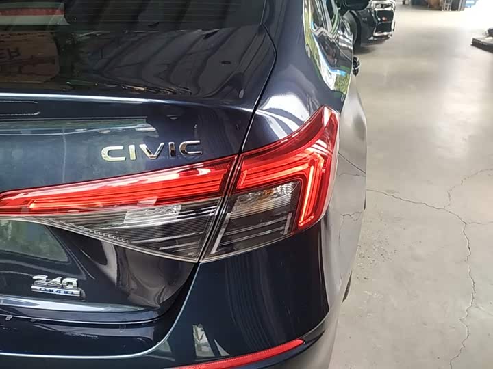 Honda Civic, 2023 — фото 8 из 9