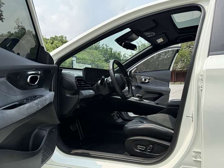 GAC Trumpchi Empow R, 2024 — фото 4 из 9