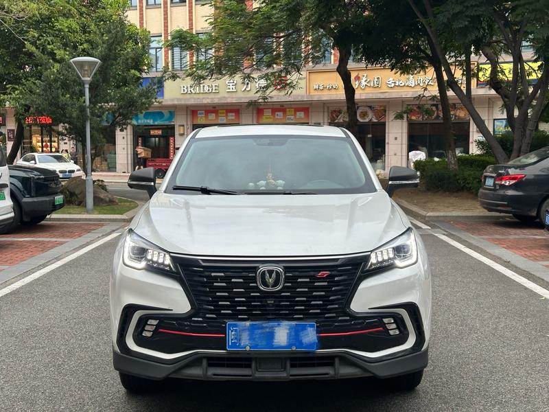 Changan CS85 Coupe, 2023 — фото 2 из 10