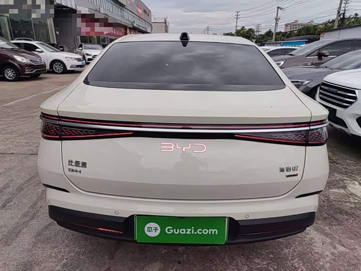 BYD Seal 07 DM-i Hybrid, 2025 — фото 6 из 9
