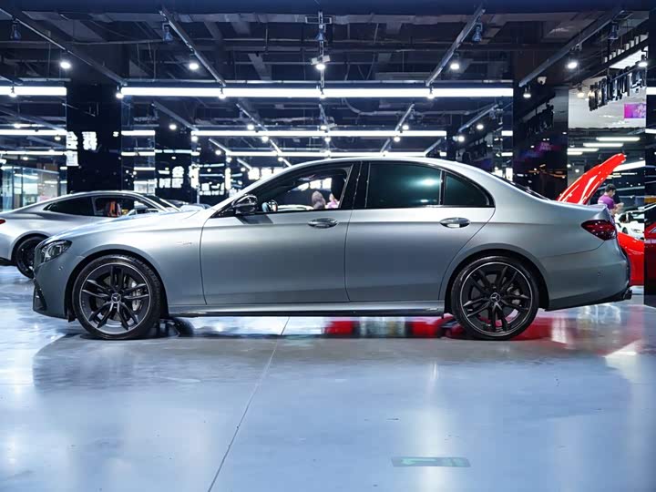 Mercedes-Benz E-Class AMG, 2023 — фото 4 из 9
