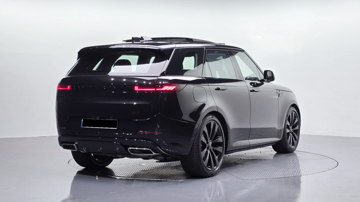 Land Rover Range Rover Sport, 2026 — фото 2 из 12