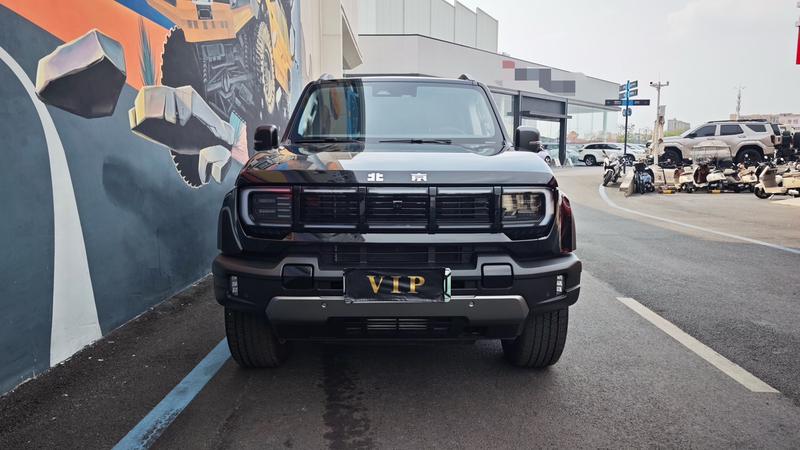 BAIC Beijing BJ40 Hybrid, 2025 — фото 2 из 12