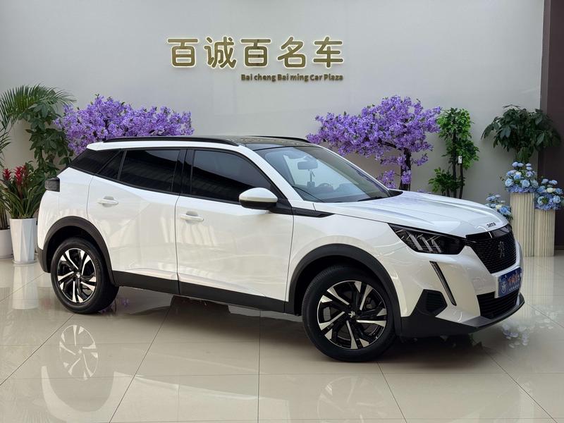 Peugeot 2008, 2022 — фото 2 из 10