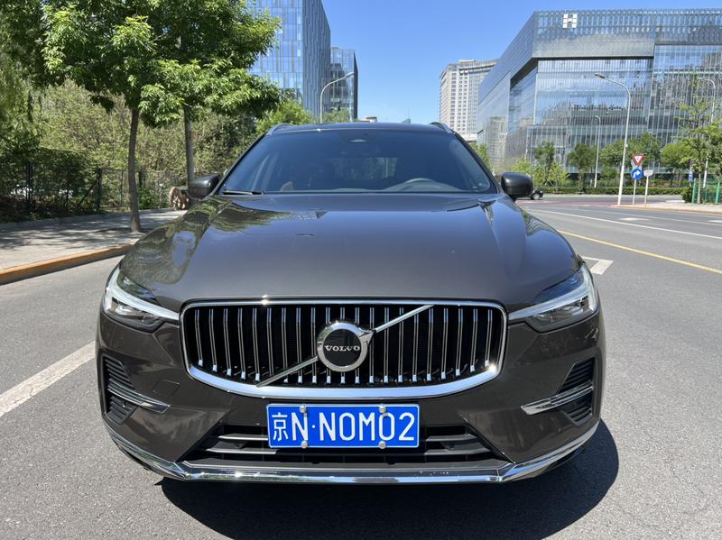 Volvo XC60, 2021 — фото 2 из 11
