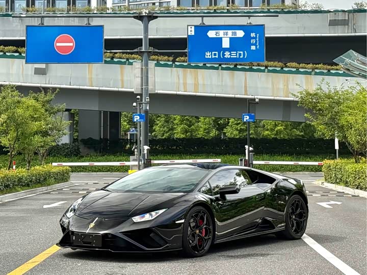 Lamborghini Huracán, 2023 — фото 3 из 9
