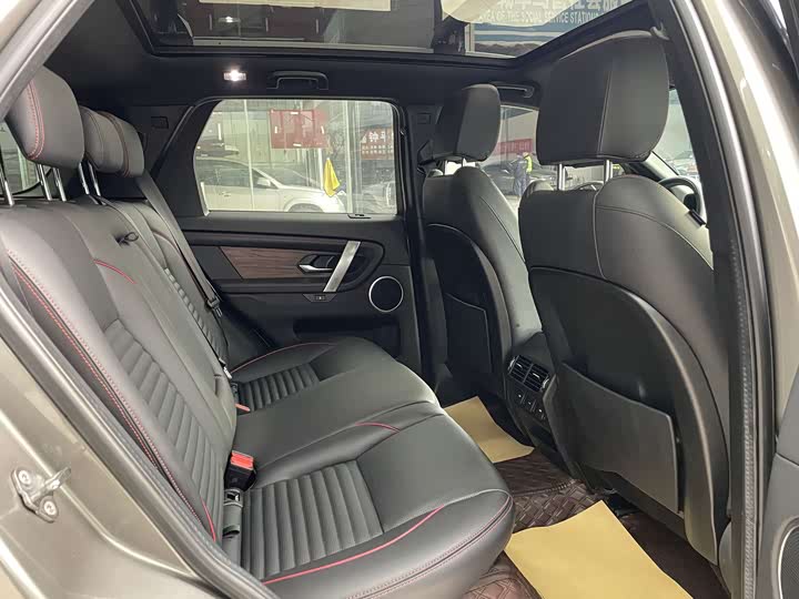 Land Rover Discovery Sport, 2022 — фото 7 из 9