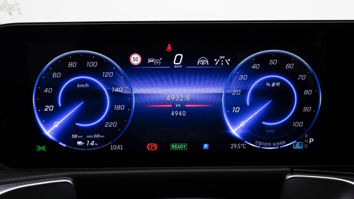 Mercedes-Benz EQB, 2025 — фото 8 из 12