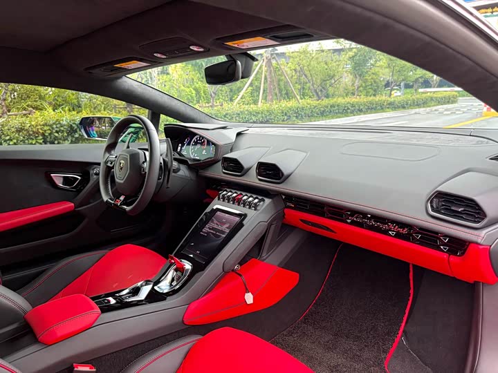 Lamborghini Huracán, 2023 — фото 6 из 9
